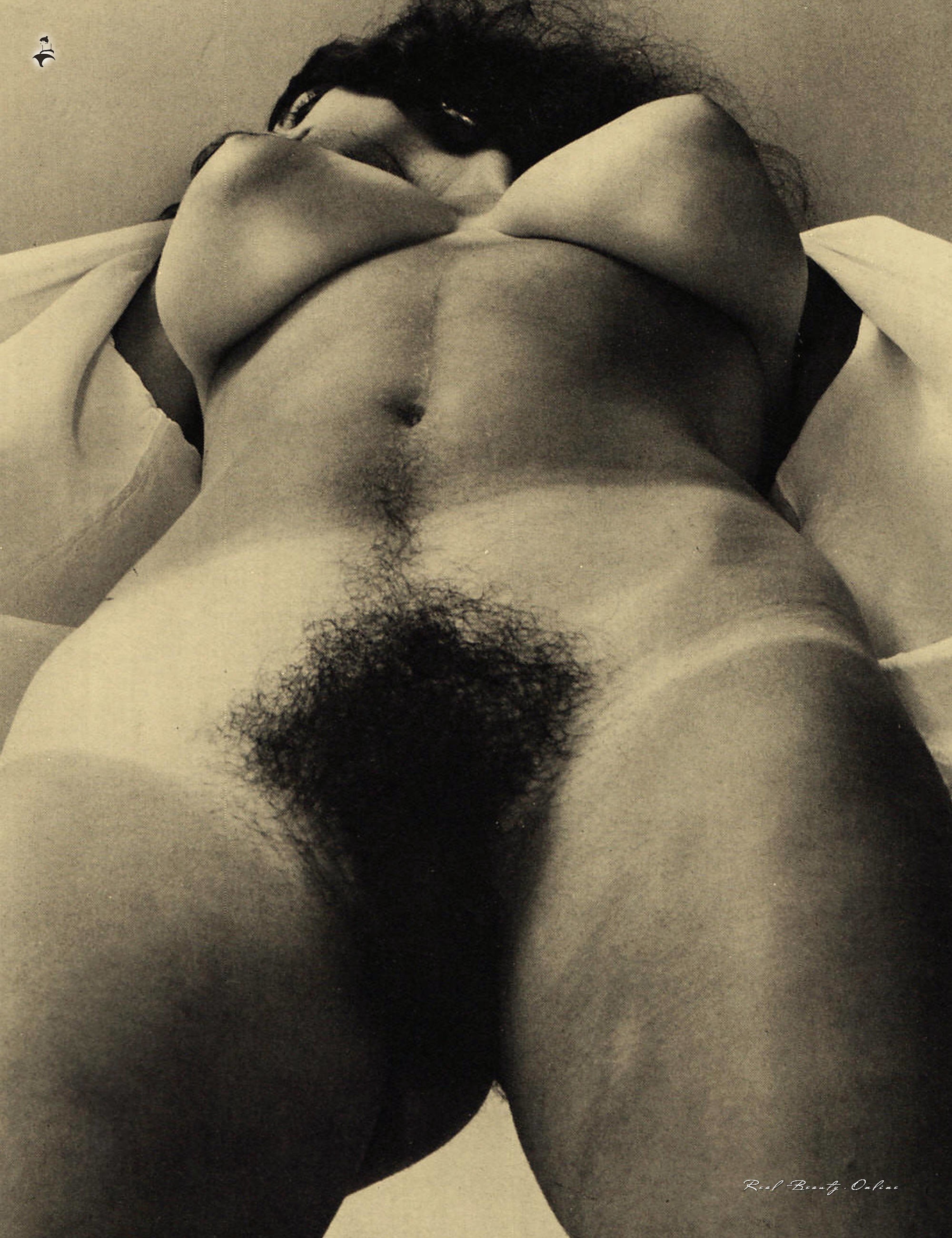 Black And White Retro Vintage Hairy Pussy