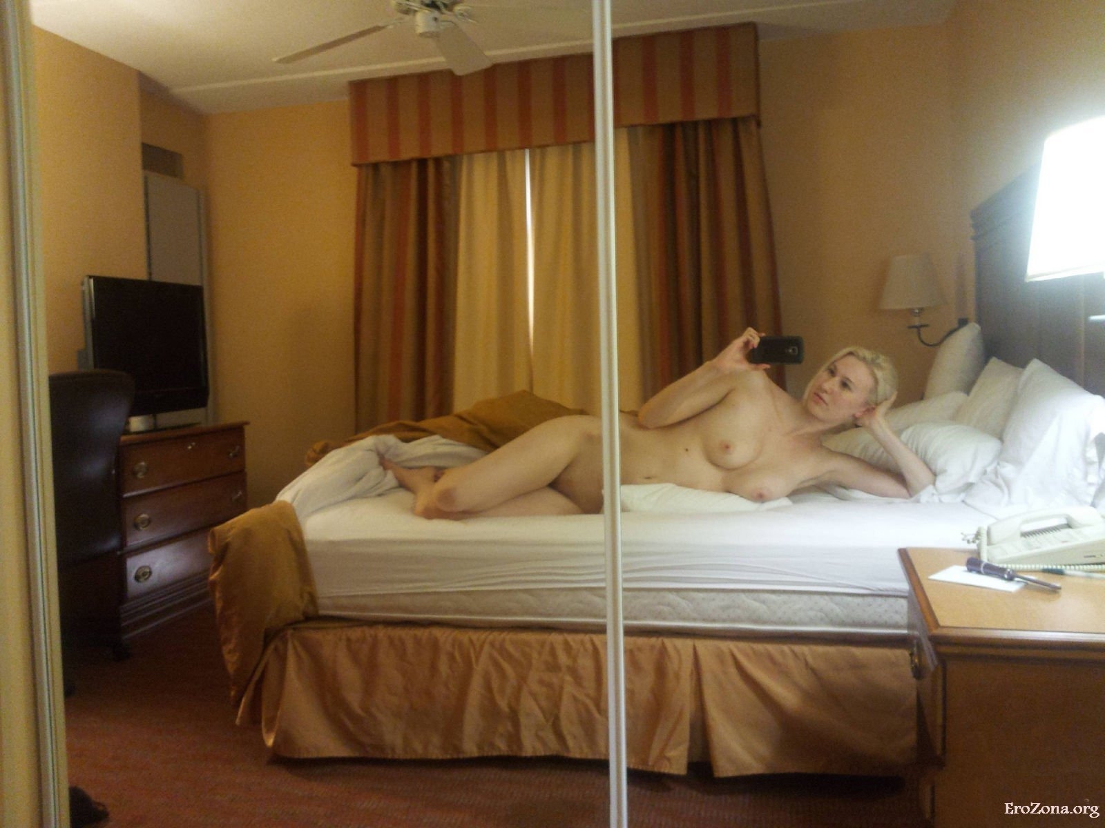 Секс отдыхающих в номере отеля. HD
