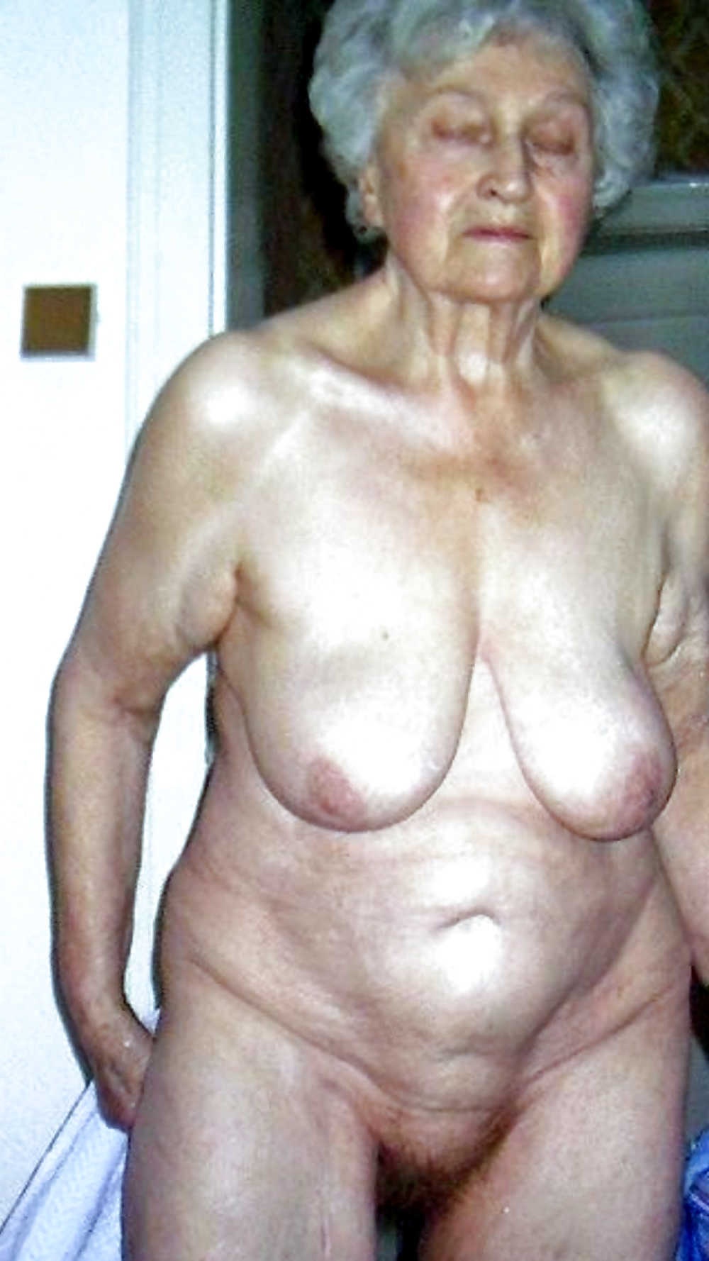 Hot Nude Granny