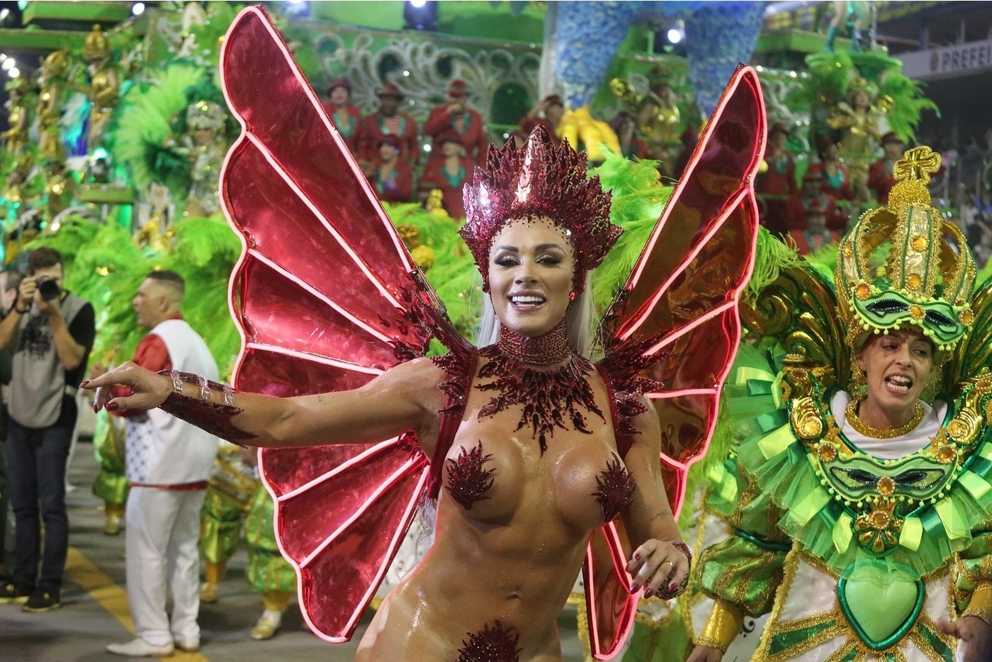 порно фестиваль бразилия фото 46