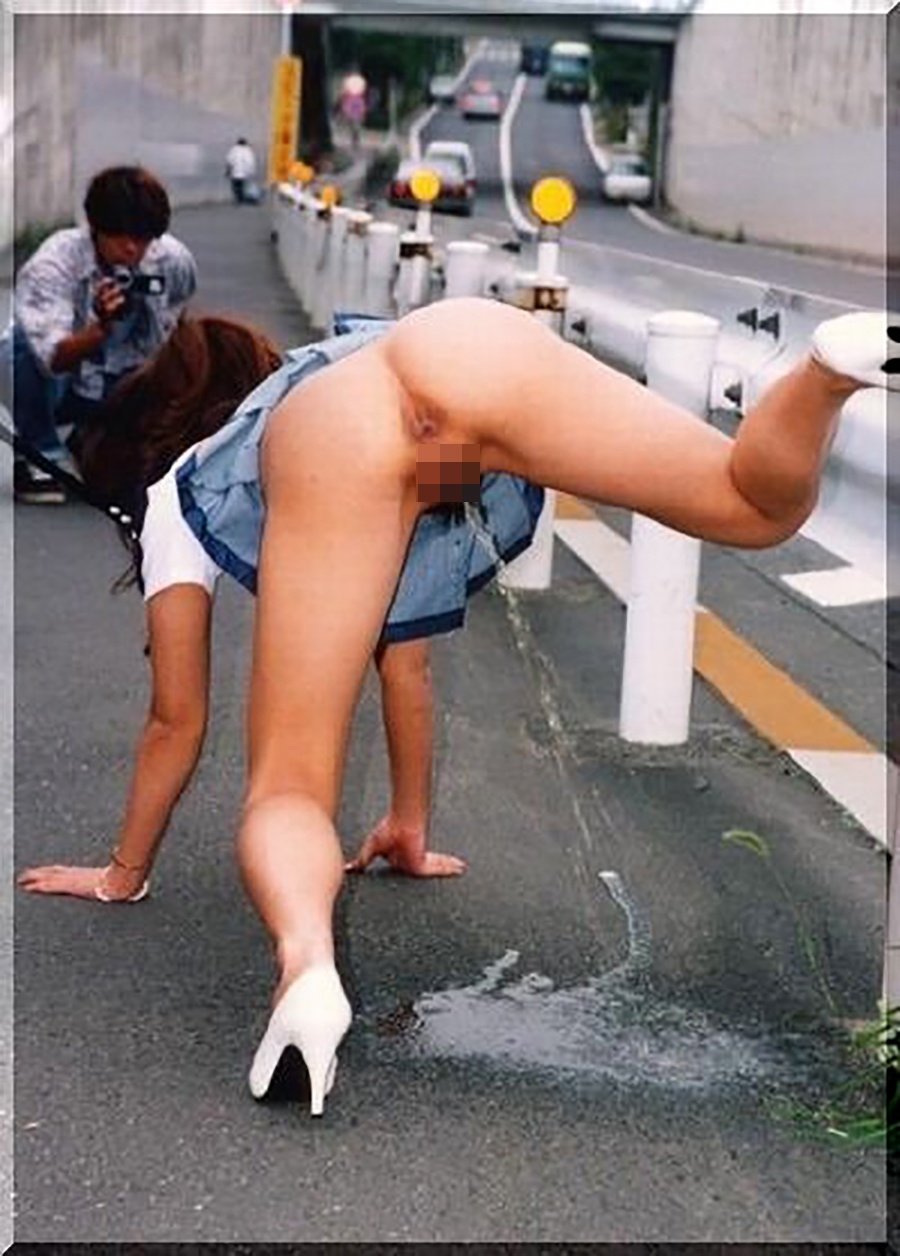 Порно японки на улице фото 95