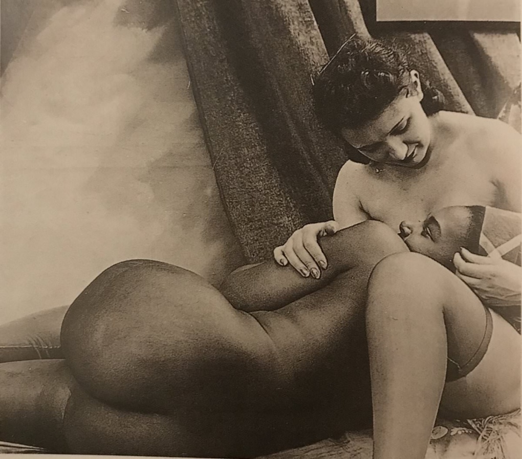 Ретро дамы с большими сиськами