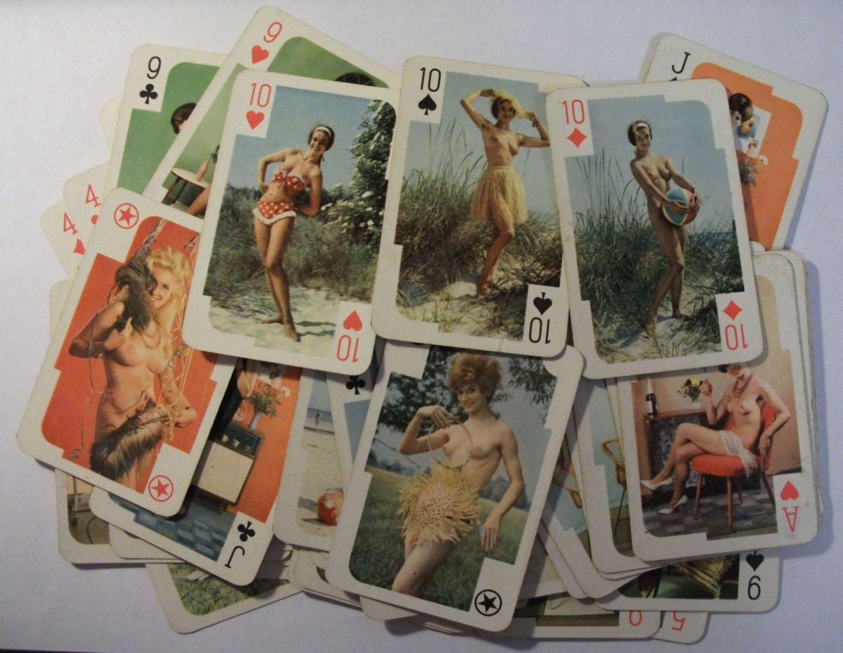 карты игральные с голыми бабами фото 65