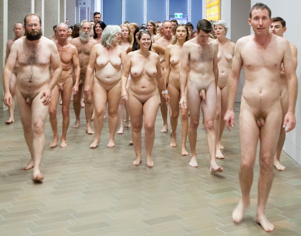 Много голых пышных женщин (75 фото)